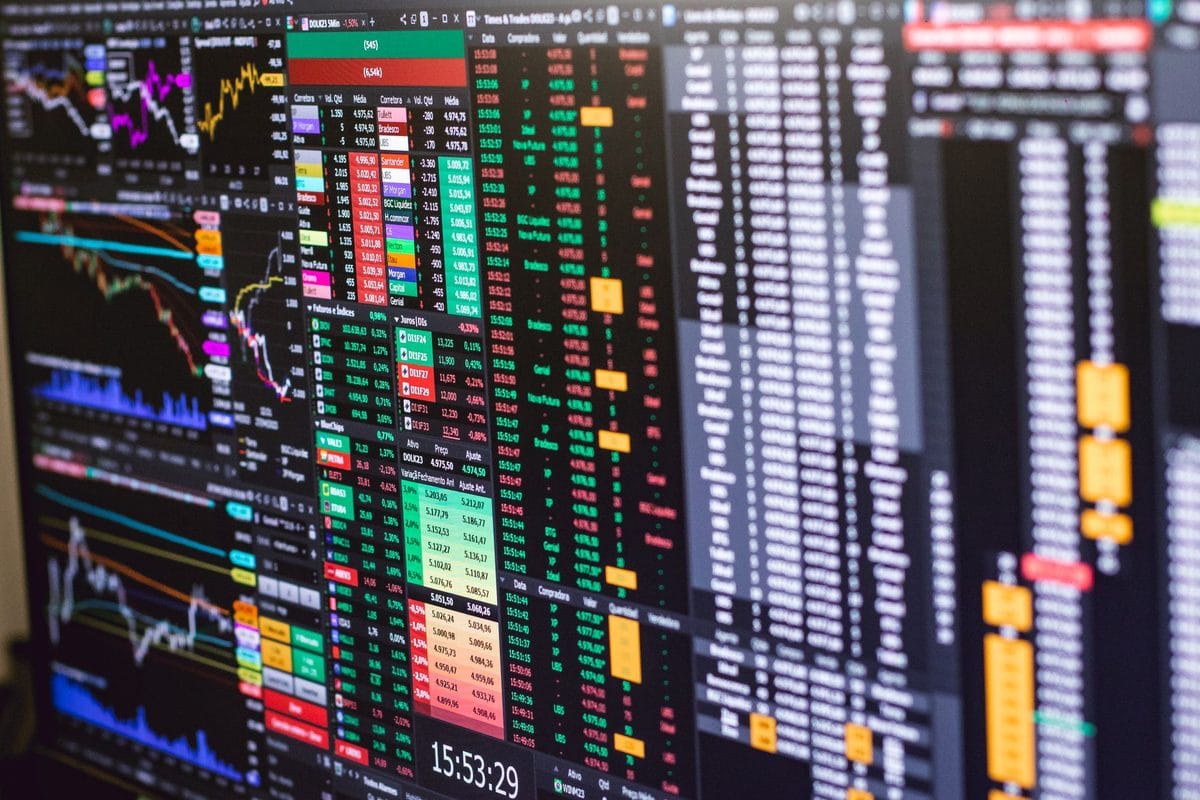 Options Trading for UK Investors: How Covered Calls and Cash-Secured Puts Actually Work — and What HMRC Does With the Premium